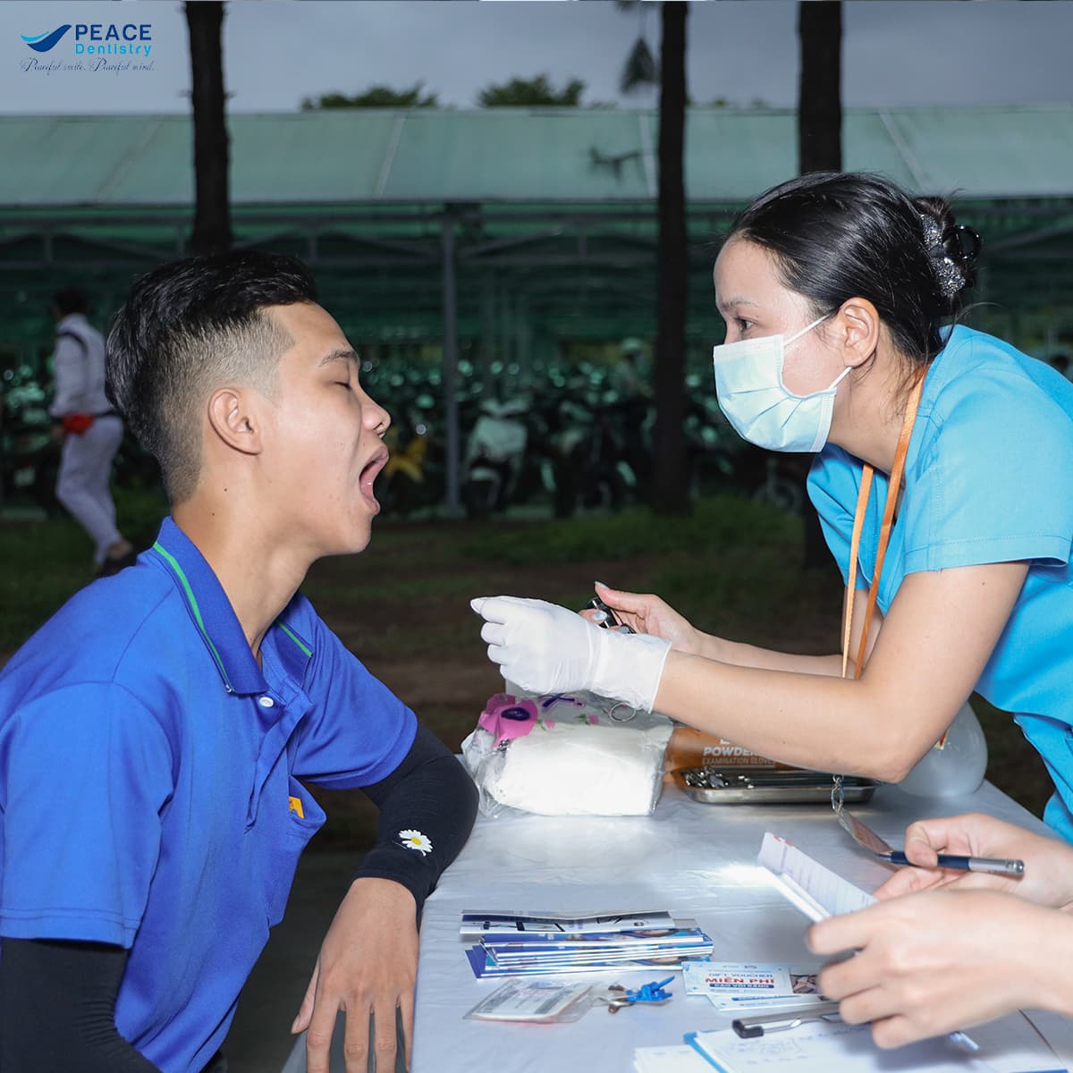 peace dentistry thăm khám sức khỏe răng miệng cho công nhân viên nidec 2