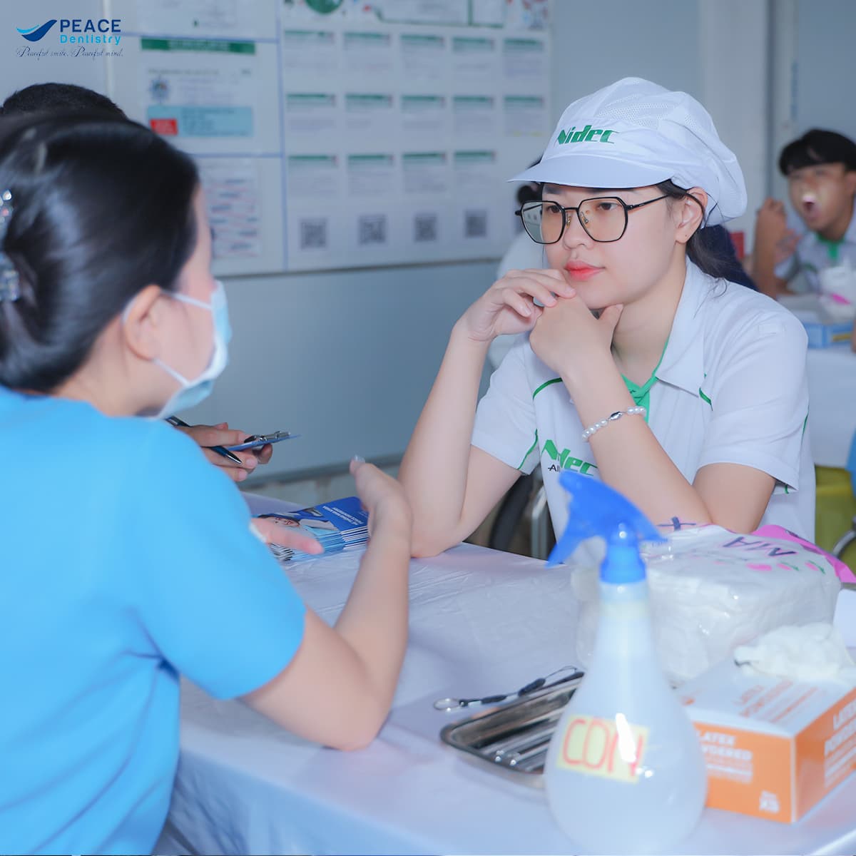 peace dentistry thăm khám sức khỏe răng miệng cho công nhân viên nidec