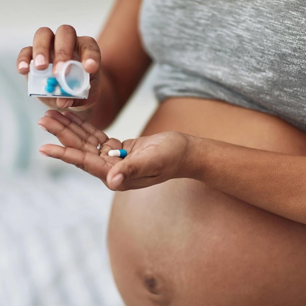 nguyên nhân răng trẻ hay bị ố vàng