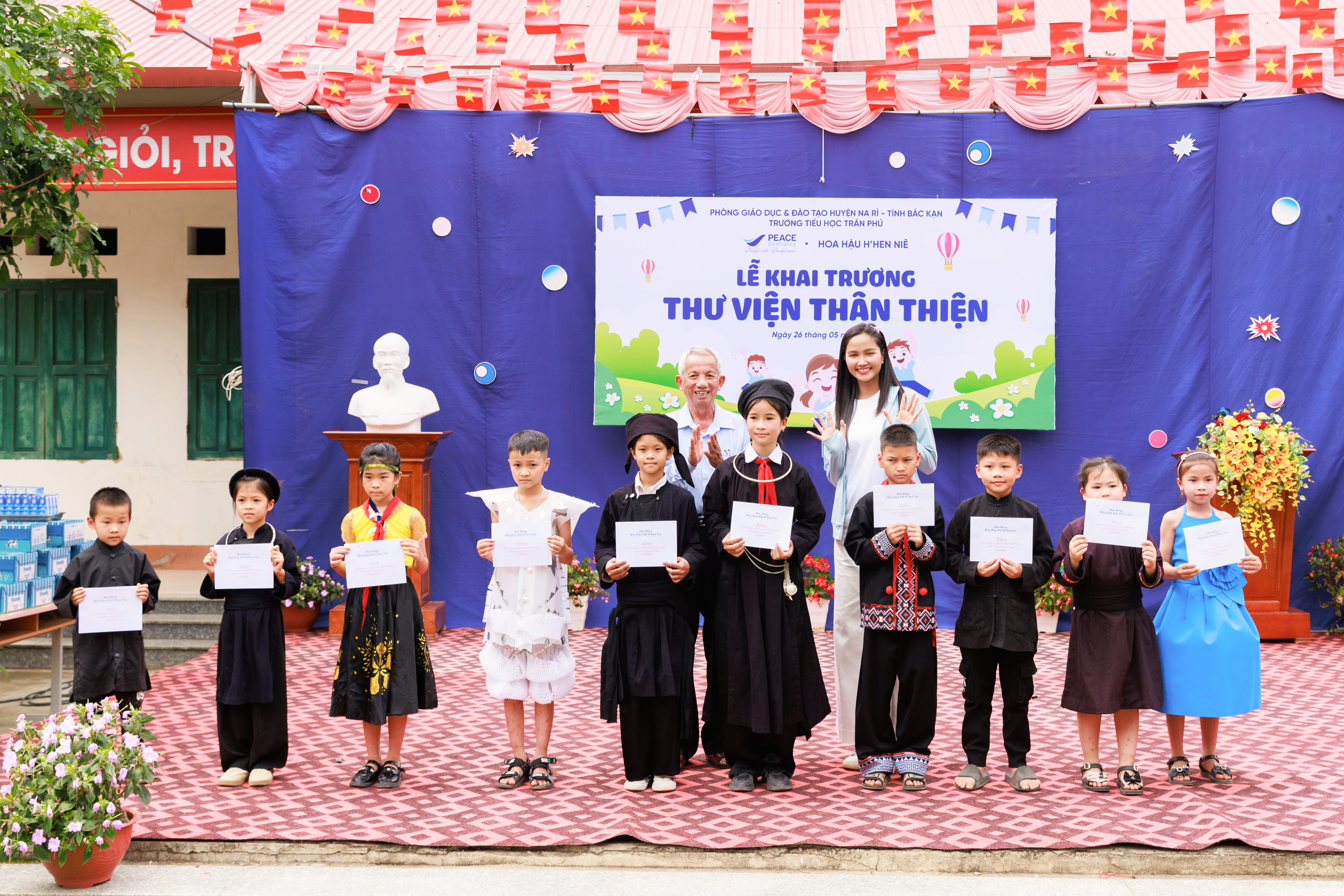 thư viện thân thiện