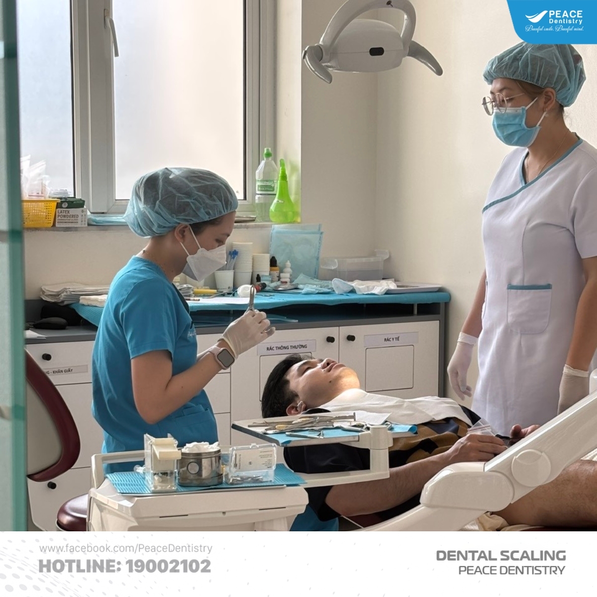 bác sĩ trực tiếp cạo vôi răng