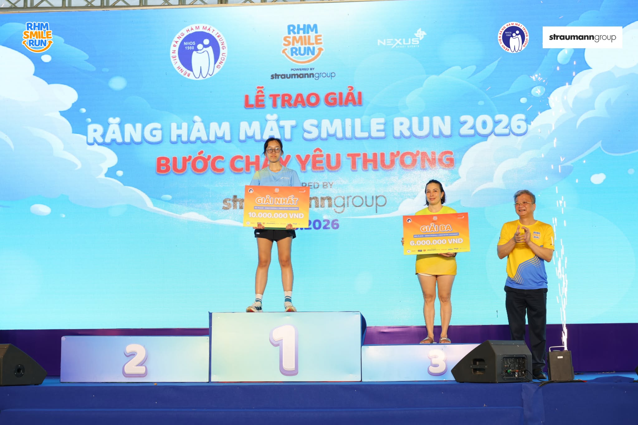 nhân viên peace dentistry đoạt giải nhất rhm smile run 2026